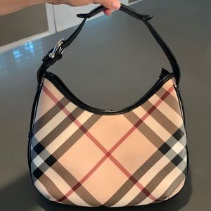 Vintage Burberry multicolor Nova Check handbag.